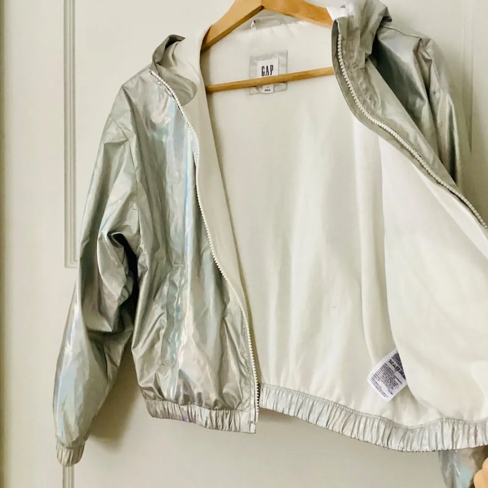 GAP girls silver windbreaker jacket Size L 10-11 Holographic hooded lightweight - Picture 9 of 12